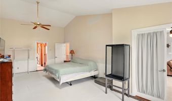 5901 Gibbs Rd, Andover, OH 44003