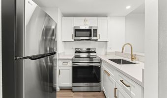 5333 Likini St 1105, Honolulu, HI 96818