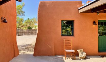 2007 Indian School Rd NW, Albuquerque, NM 87104