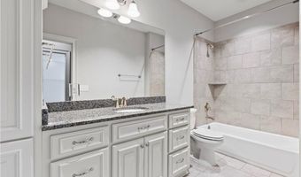 1372 FALLS CREST Dr, Auburn, AL 36830
