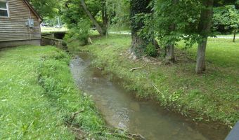 120 Wickham St, Alderson, WV 24910