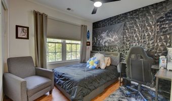66 Homestead Ln 66, Bayonne, NJ 07035