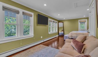1318 Locust Dr, Asbury Park, NJ 07712