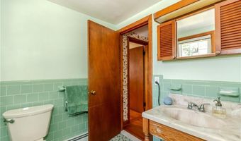 19 Longue Vue Ave, North Providence, RI 02904