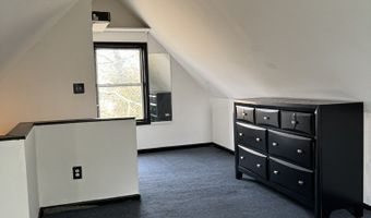 54 Agnes St, Bridgeport, CT 06606