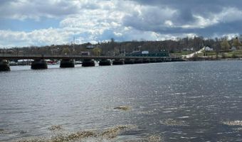 17 Footbridge Rd, Belfast, ME 04915