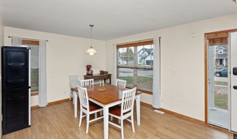 1003 10th Ave SE, Altoona, IA 50009