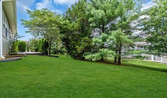 27 Valley Stream Pl, Barnegat, NJ 08005