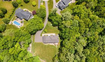 117 Chippenwood Ln, Bristol, CT 06010