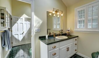 73 Mack Hill Rd, Amherst, NH 03031