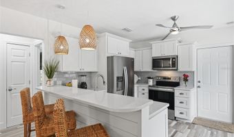 912 N SHORE Dr, Anna Maria, FL 34216
