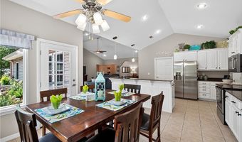 3 Ettington Dr, Bella Vista, AR 72714