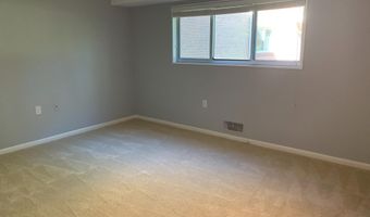 10620 WEYMOUTH St 102, Bethesda, MD 20814