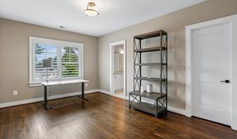 5401 GLENWOOD Rd, Bethesda, MD 20817