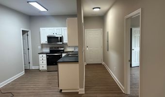 348 Laurelwood Dr, Boiling Springs, SC 29316