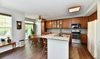 938 Weeping Way Ln, Avon, IN 46123