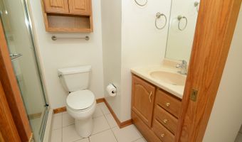 9925 Amanda Ln, Algonquin, IL 60102