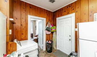 631 Gladstone Blvd, Shreveport, LA 71104