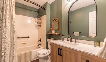 3 HEATHERSTONE Way, Hockessin, DE 19707