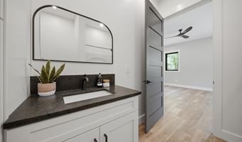 246 Jamestown Rd, Belmont, NH 03220