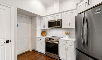 18 State St 5, Bristol, RI 02809