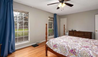 5353 SHADY CREST Rd, Adamsville, AL 35005