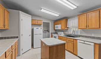27650 S Clydesdale Ave, Congress, AZ 85332