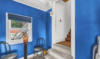 77 Center St, Bangor, ME 04401