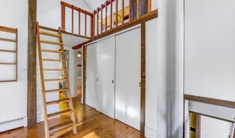 16 Kilroy Rd, Andover, NJ 07860