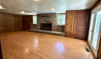 5016 Townsend Rd, Athens, OH 45701