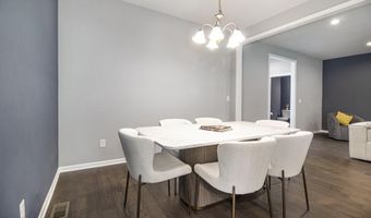 2865 Dillon Dr, Ann Arbor, MI 48105