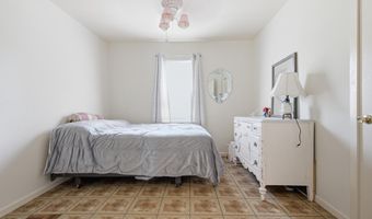 674 E BAY Ave, Barnegat, NJ 08005