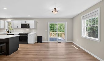 47 Chestnut Dr, Allenstown, NH 03275