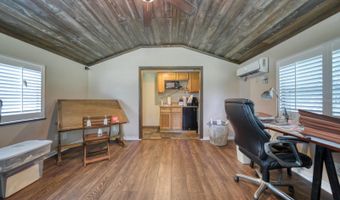 1666 ROBIN HOOD Ln, Clearwater, FL 33764