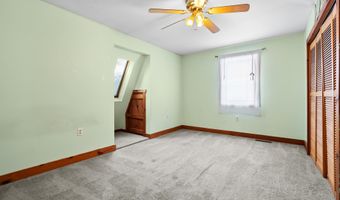 706 26th St, Allegan, MI 49010