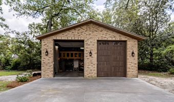 603 Newton Dr, Adel, GA 31620