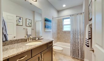 624 Winterside Dr, Apollo Beach, FL 33572