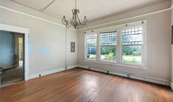 308 W Main St, Atkins, AR 72823