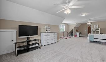 5340 Retreat Dr, Flowery Branch, GA 30542