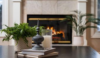 5971 Creekview Ct, Ann Arbor, MI 48108