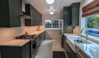 2600 SE LAKEWOOD Dr, Milwaukie, OR 97222