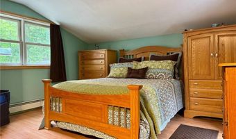542 Main St, Hopkinton, RI 02833