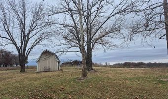 805 Lake Viking Ter, Altamont, MO 64620