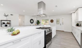 6976 Princess View Dr, San Diego, CA 92120