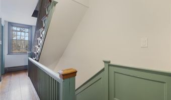 73 Thames St 1, Newport, RI 02840