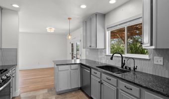 636 Wedge Ln, Fernley, NV 89408