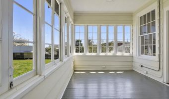 125 Court St, Bay St. Louis, MS 39520