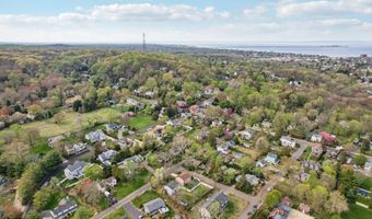 22 Meadowbrook Ave, Atlantic Highlands, NJ 07716