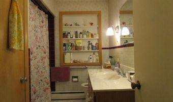 733 Lake St, Auburn, ME 04210