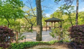 594 Hilltop Ln, Berkeley Lake, GA 30096